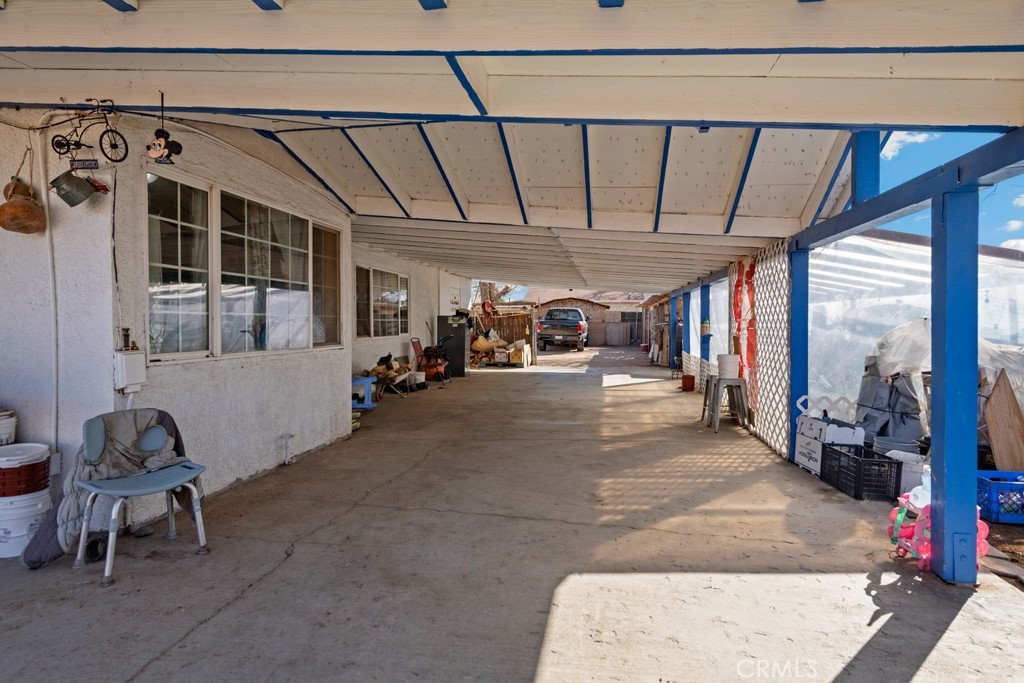 12077 Sand Avenue Property Photo 3
