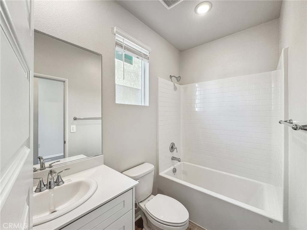 2052 Zest Street Property Photo 28