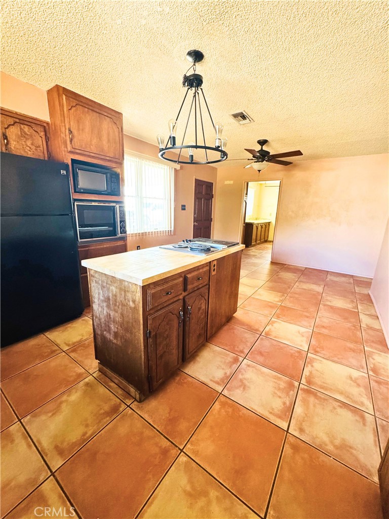 11960 18th Avenue Property Photo 5