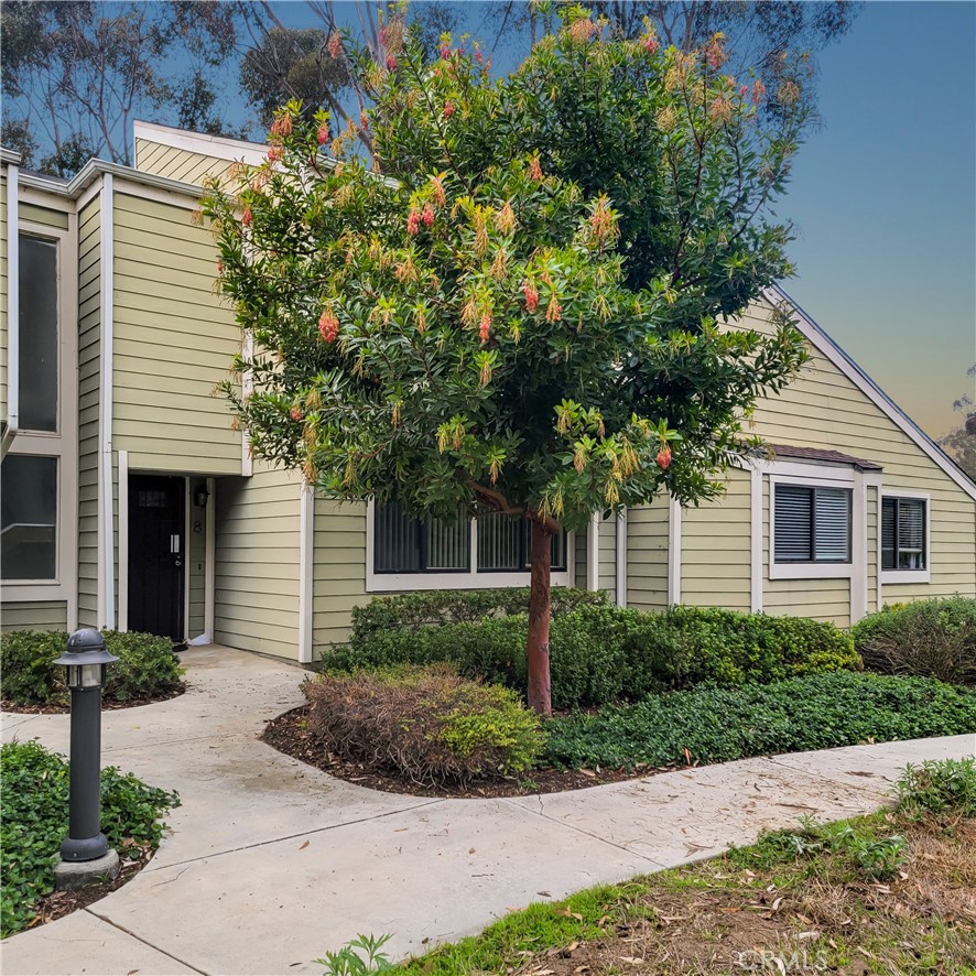 8 Seabird Court Property Photo