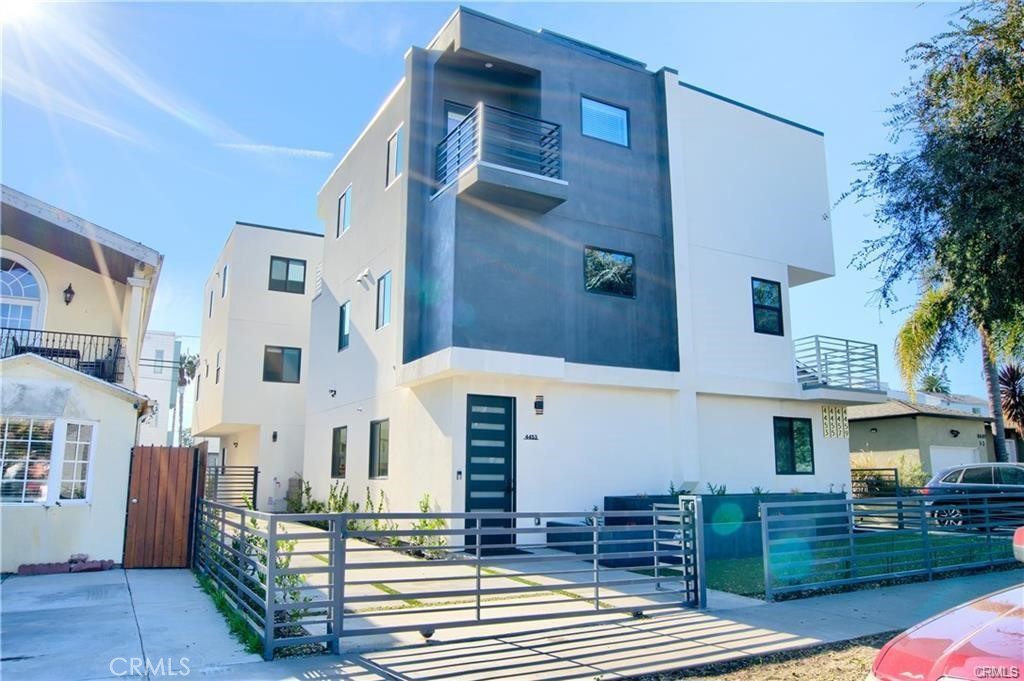 4455 S Slauson Avenue Property Photo 1