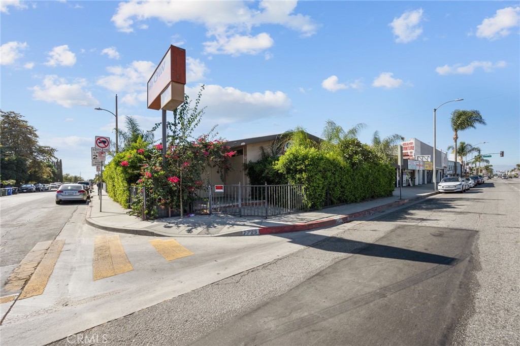 7721 Pacific Boulevard Property Photo 7