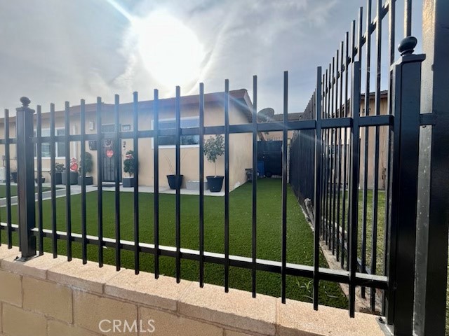 1030 W Romneya Drive Property Photo 5