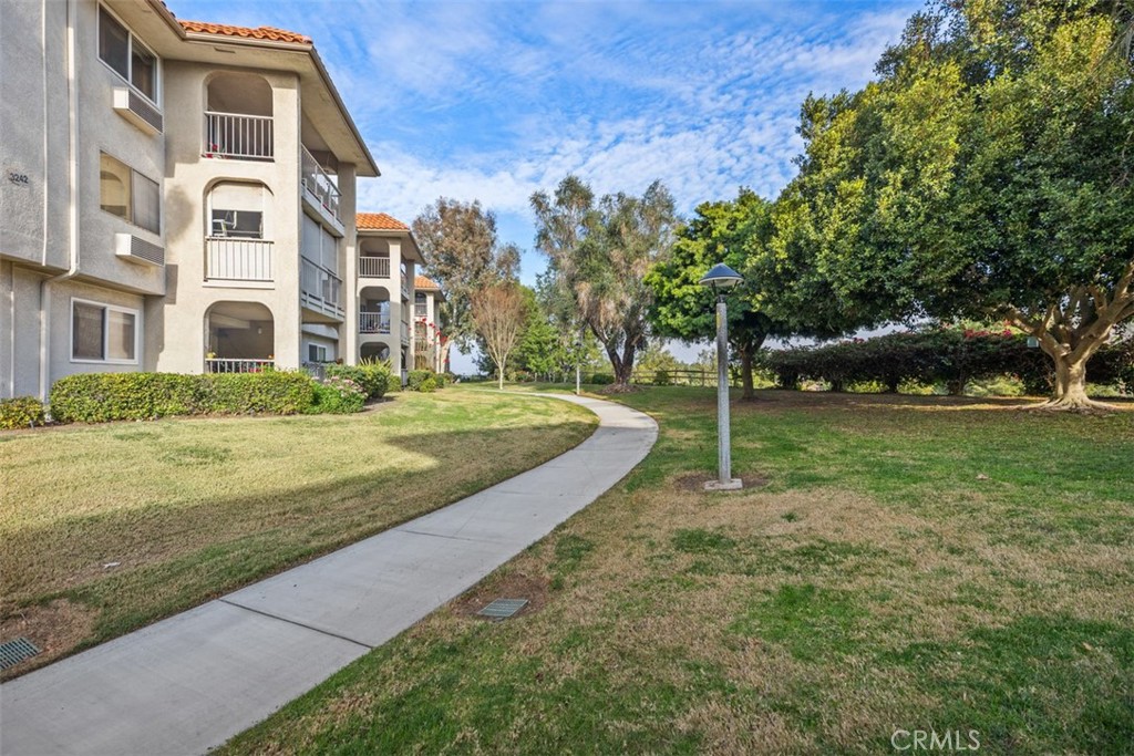 3242 San Amadeo 2b Property Photo 4