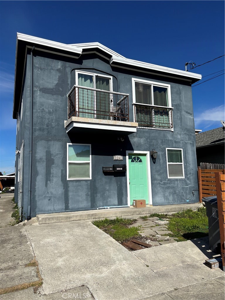 1241 Ashby Avenue Property Photo