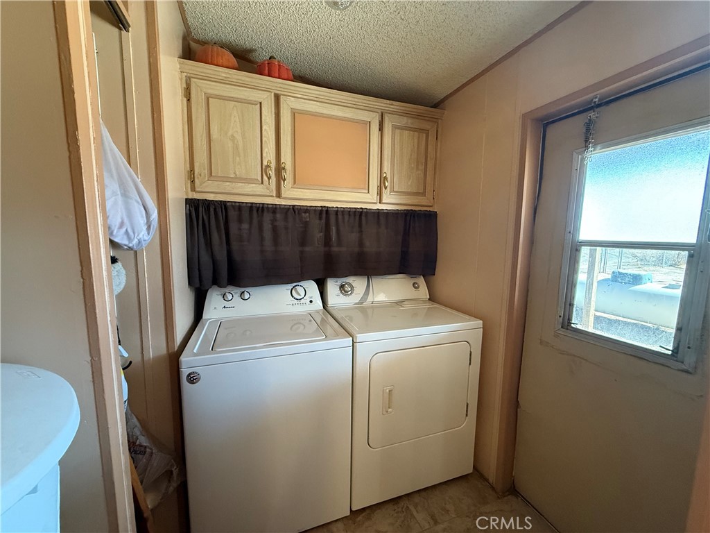 5593 Rio Vista Drive Property Photo 10