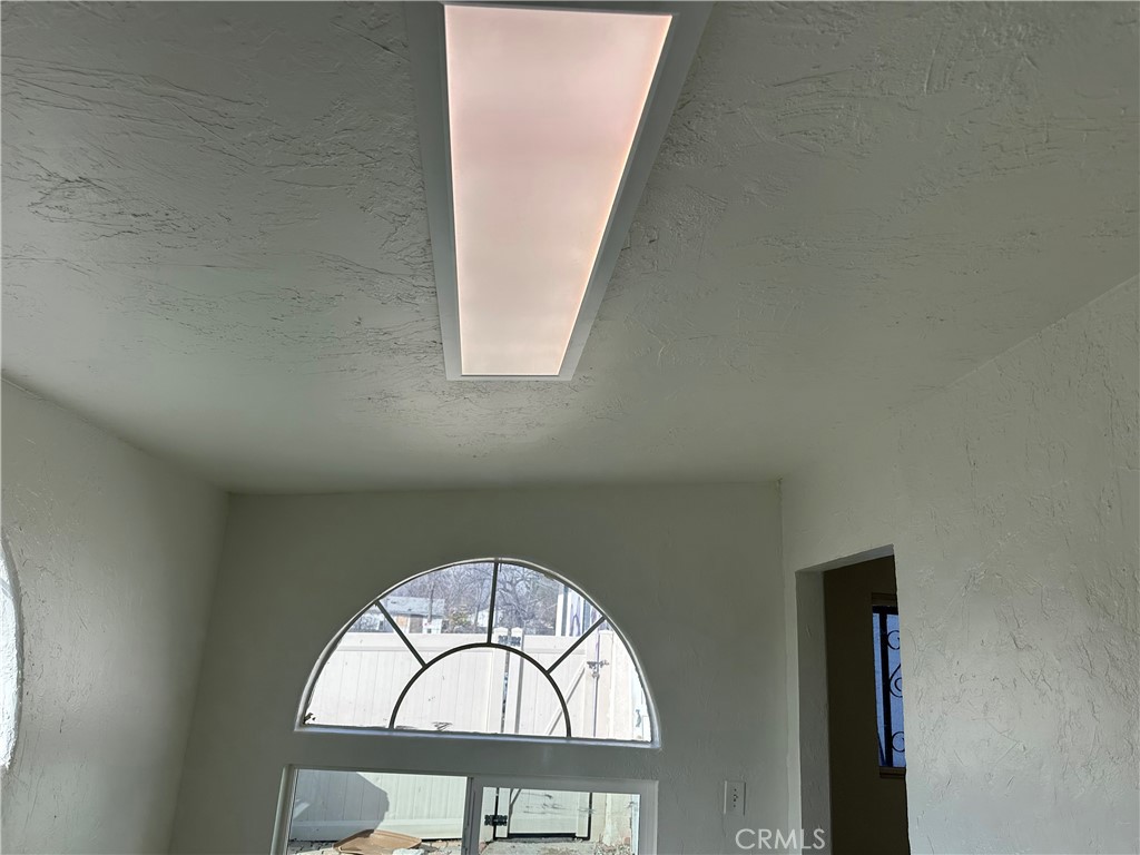35055 Avenue B Property Photo 9