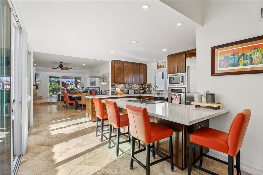 154 12th Street Property Photo 2