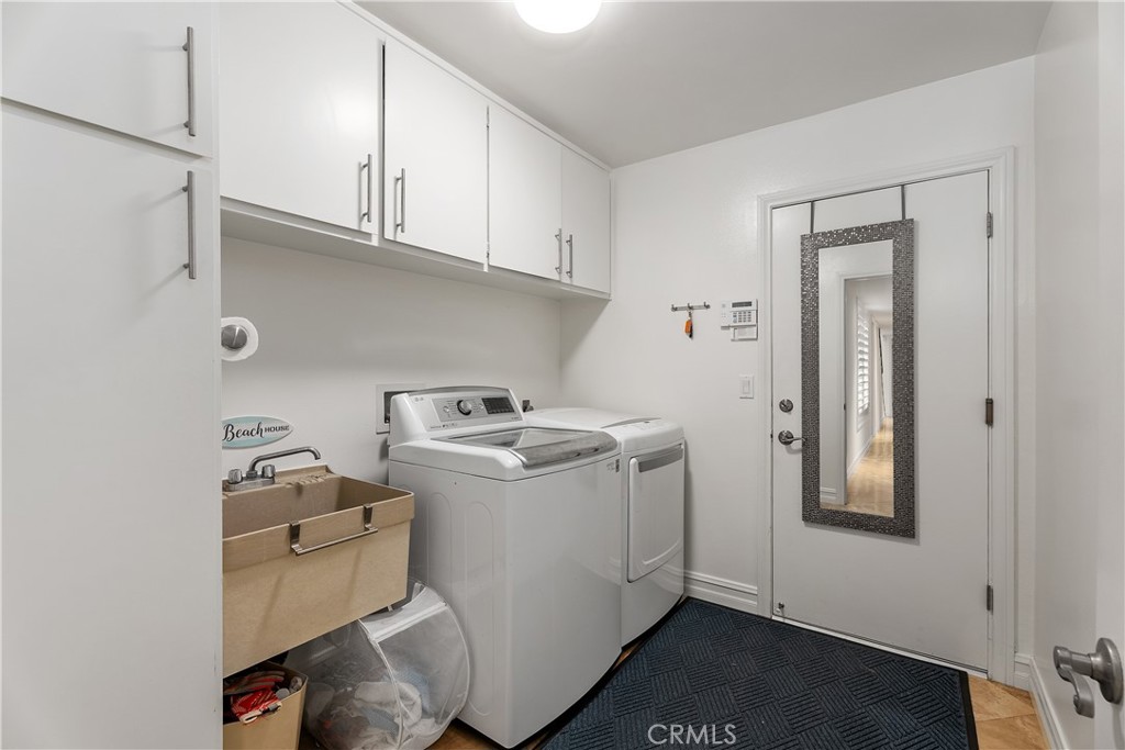 154 12th Street Property Photo 24