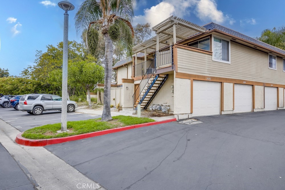 26278 Via Roble Property Photo 1