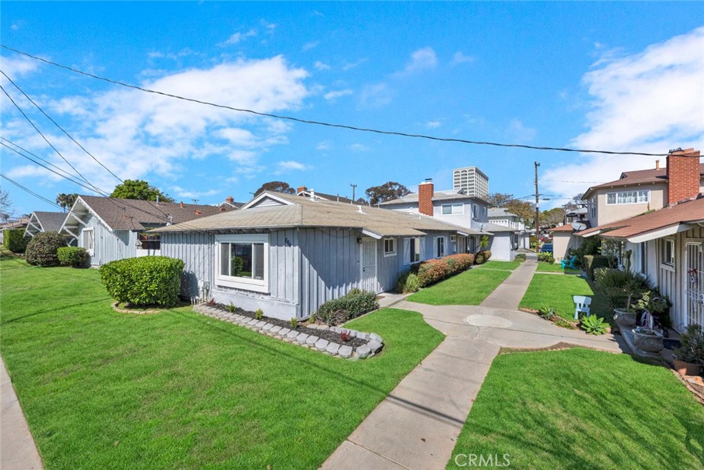 664 Center Street A B & C Property Photo 1