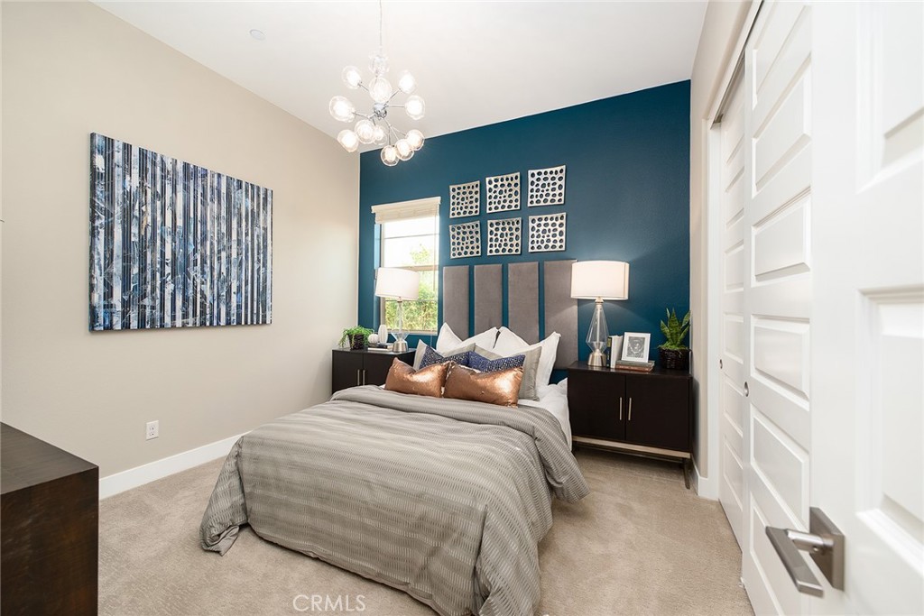 173 Scale Property Photo 12