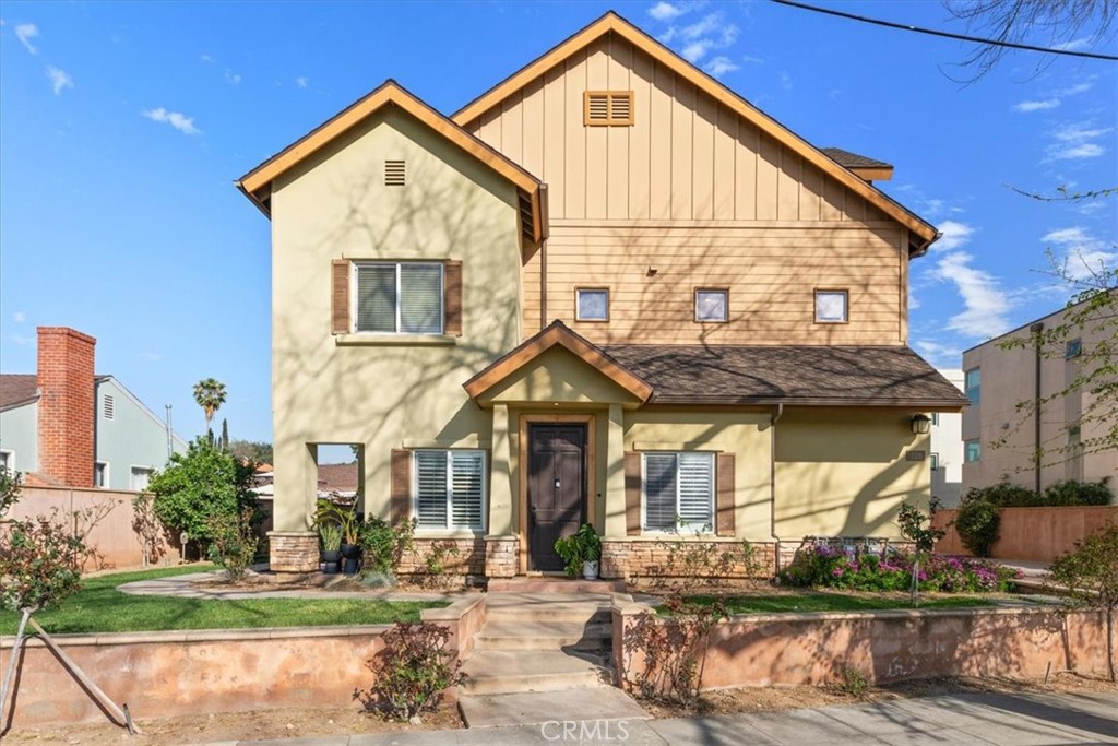 228 S San Marino Avenue A Property Photo