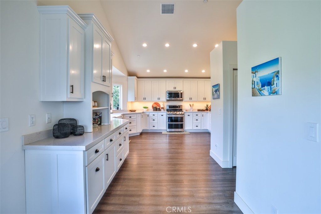 28622 Shenandoah Drive Property Photo 13