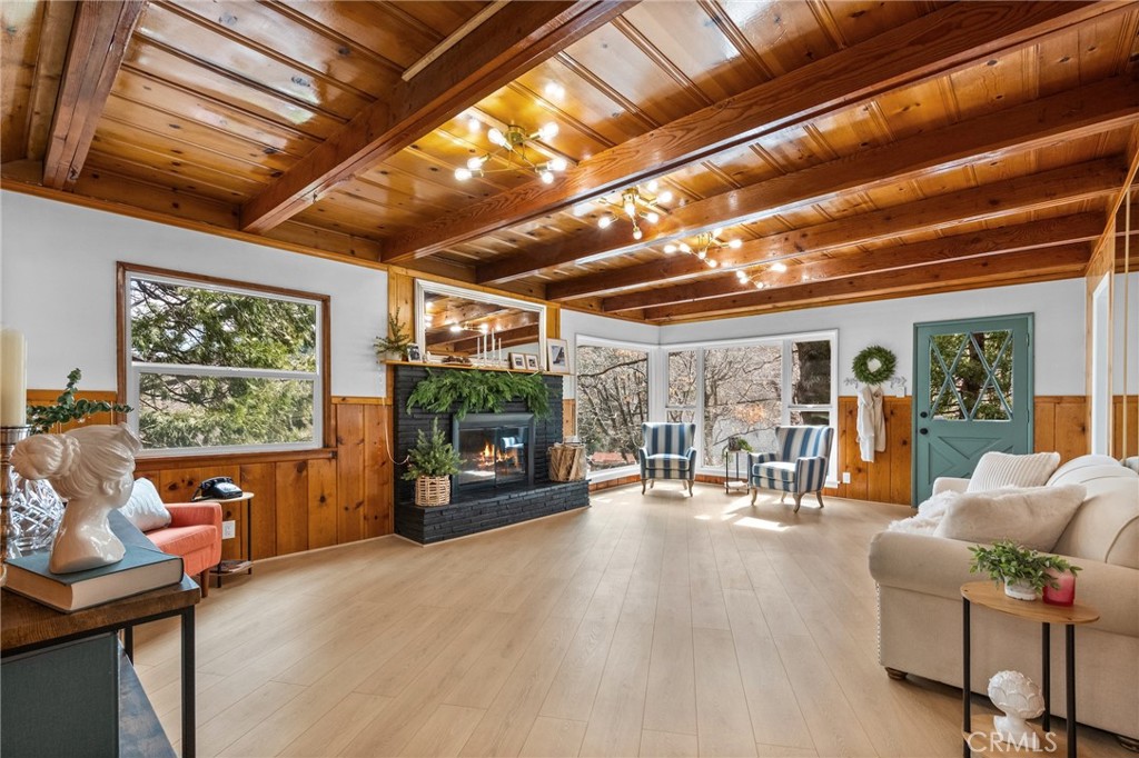 23864 Springwater Road Property Photo 1