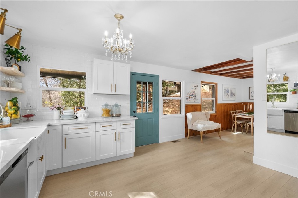 23864 Springwater Road Property Photo 11
