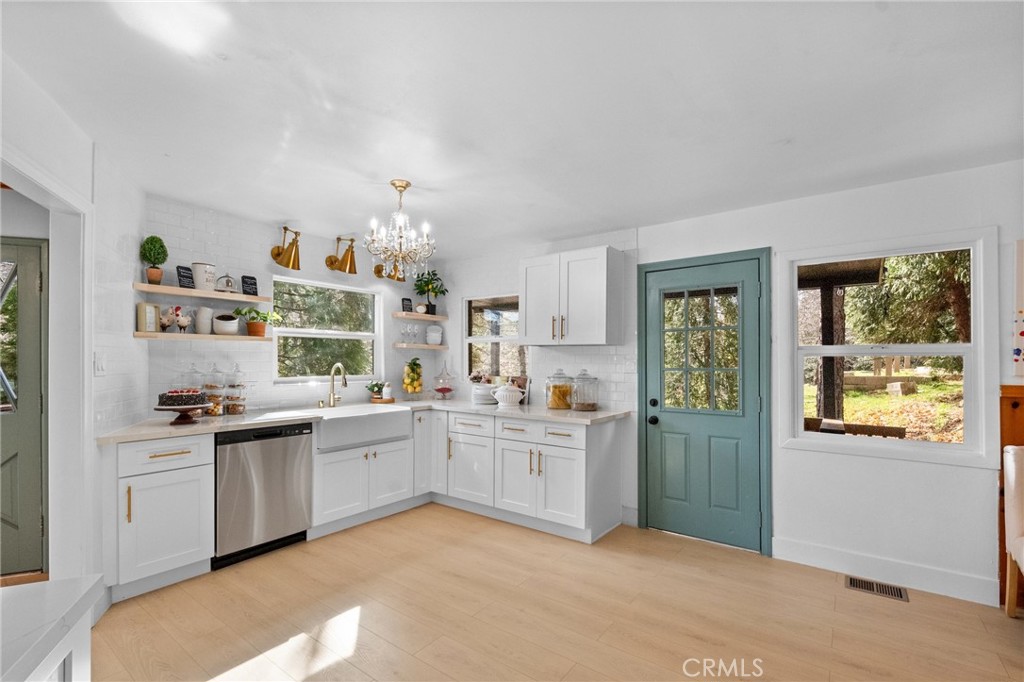 23864 Springwater Road Property Photo 22