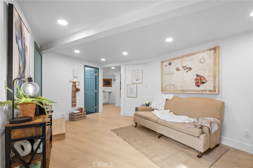 23864 Springwater Road Property Photo 29