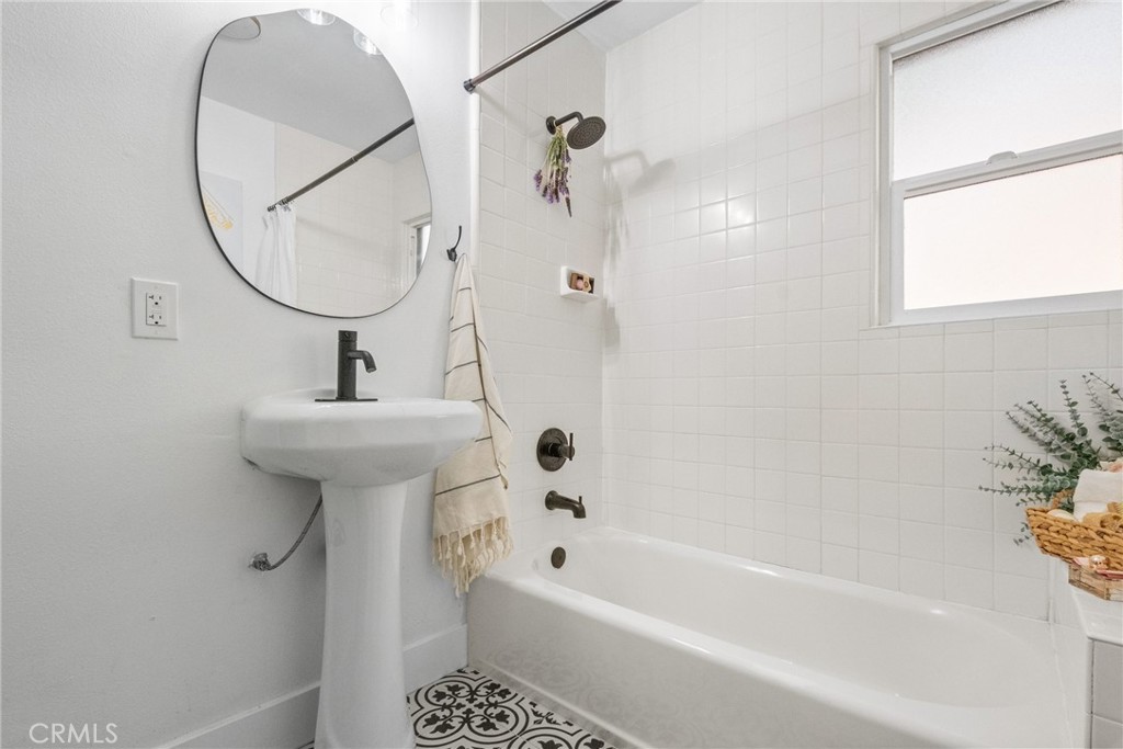 23864 Springwater Road Property Photo 38