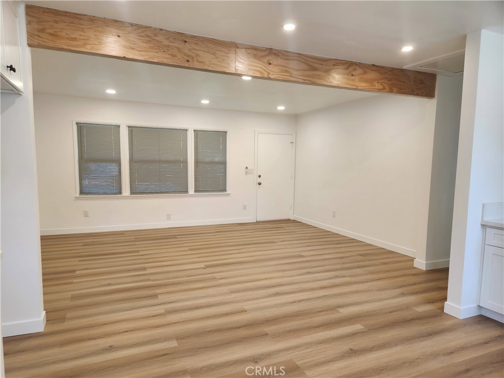 9716 Garibaldi Avenue Property Photo 3