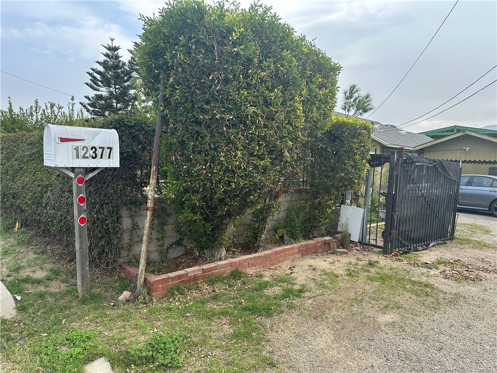 12377 La Cadena Drive Property Photo 1