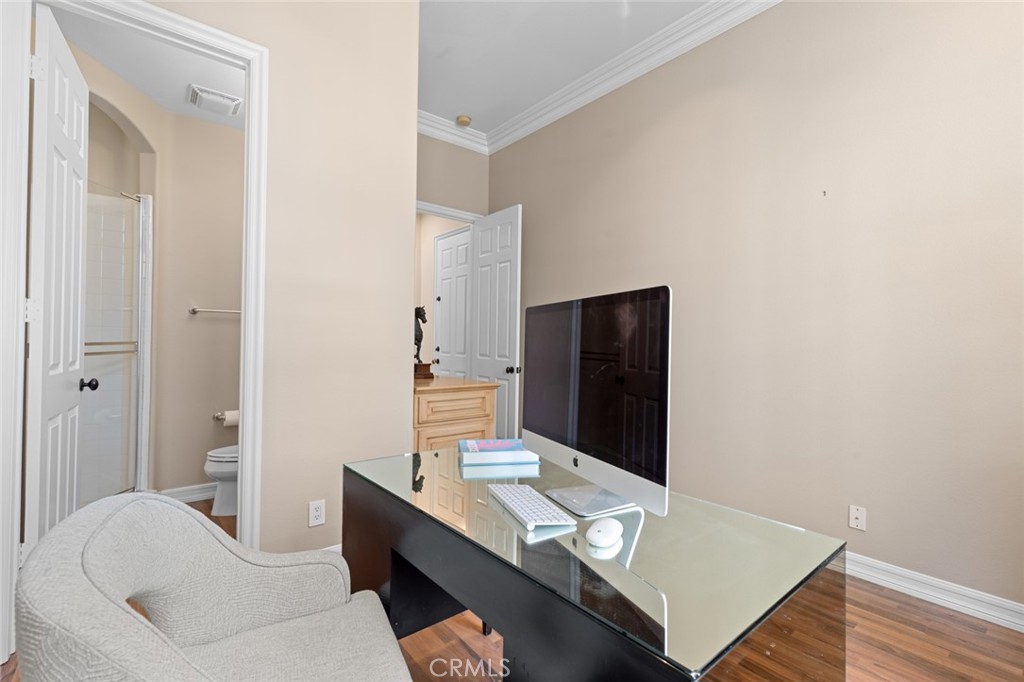 5656 Ocean Terrace Drive Property Photo 19