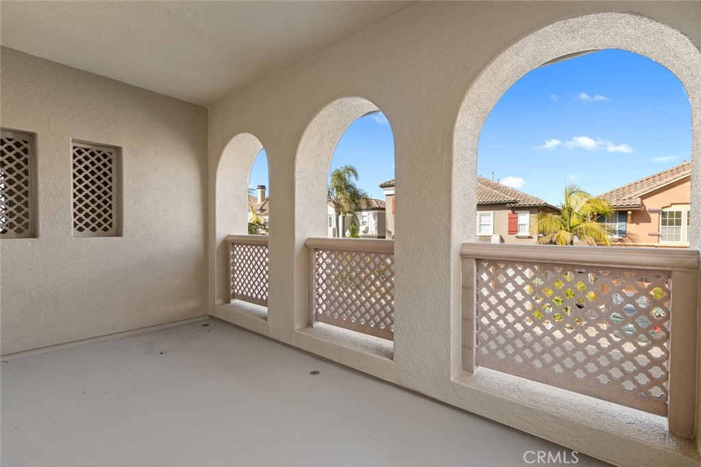 5656 Ocean Terrace Drive Property Photo 22