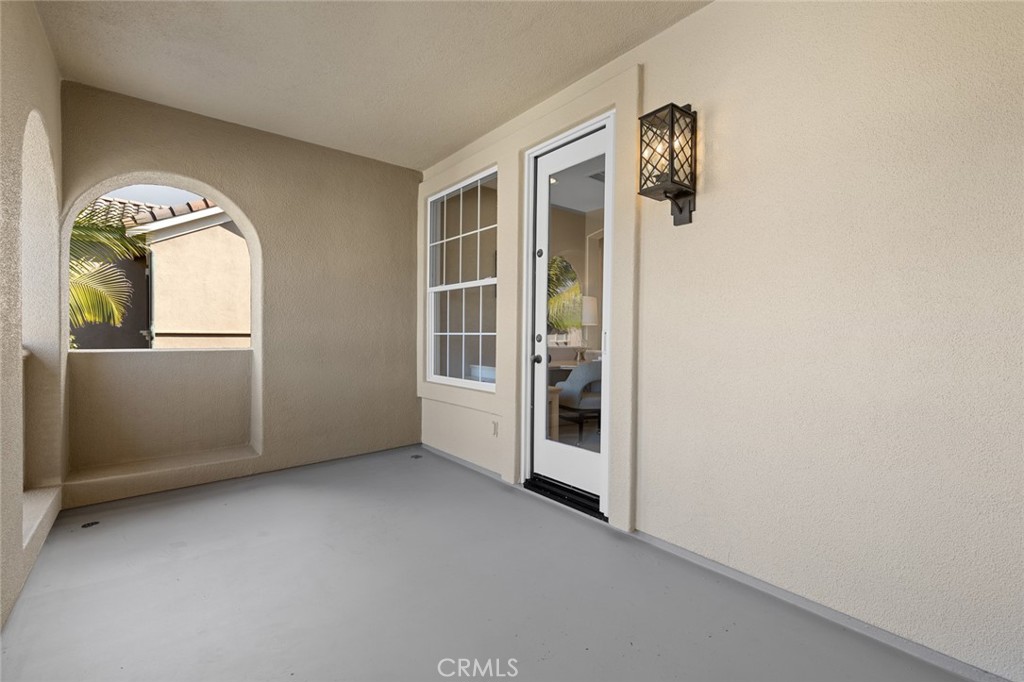 5656 Ocean Terrace Drive Property Photo 23
