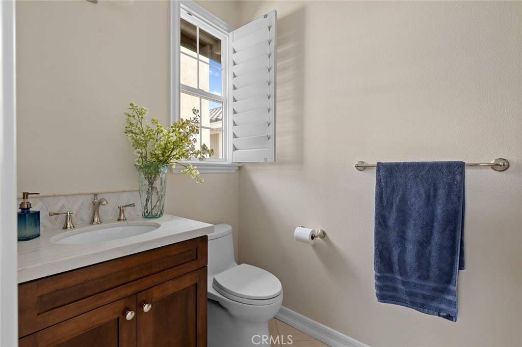 5656 Ocean Terrace Drive Property Photo 30