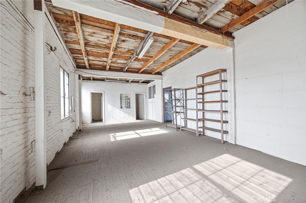 2010 Stanford Avenue Property Photo 26
