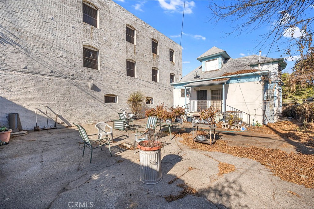 2010 Stanford Avenue Property Photo 32