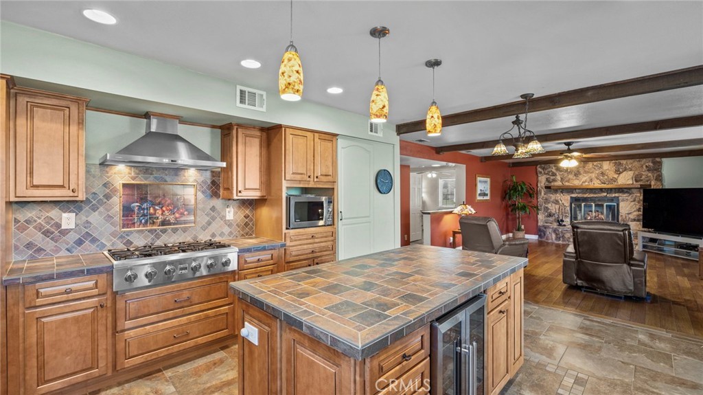 5405 N Stoddard Property Photo 8