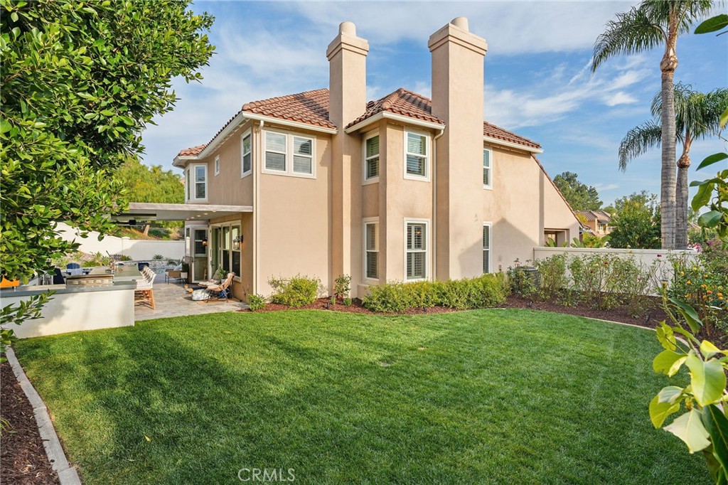 2 Greenspring Property Photo 5