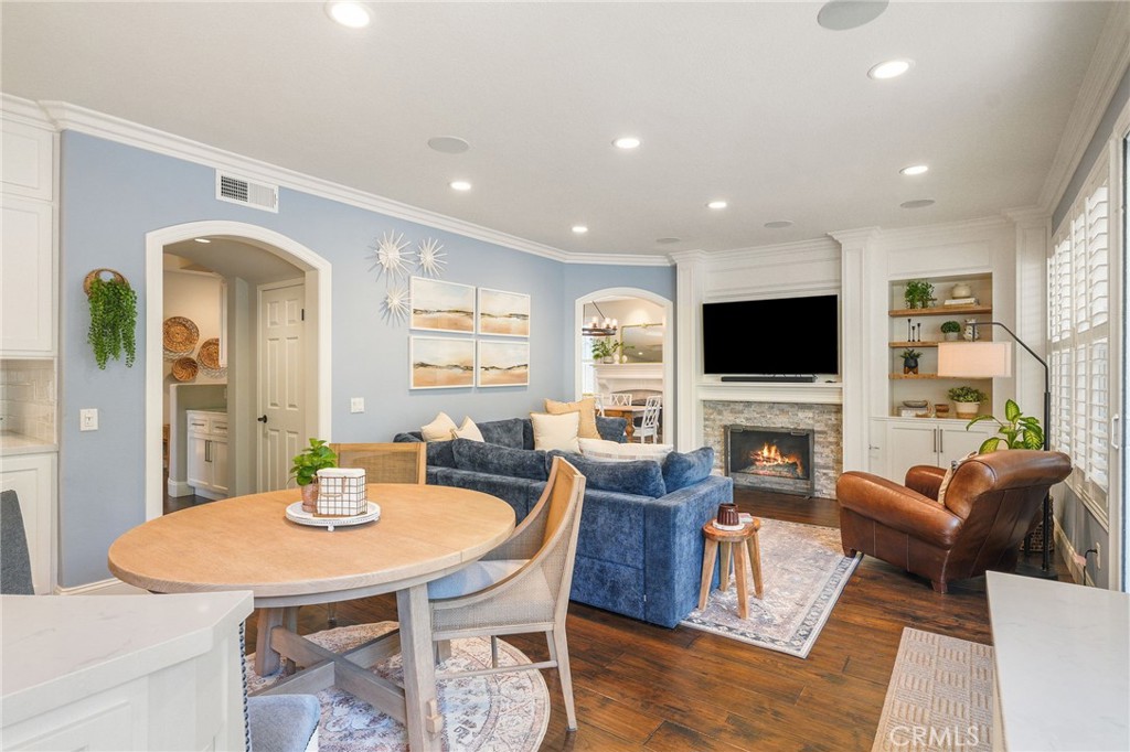 2 Greenspring Property Photo 13