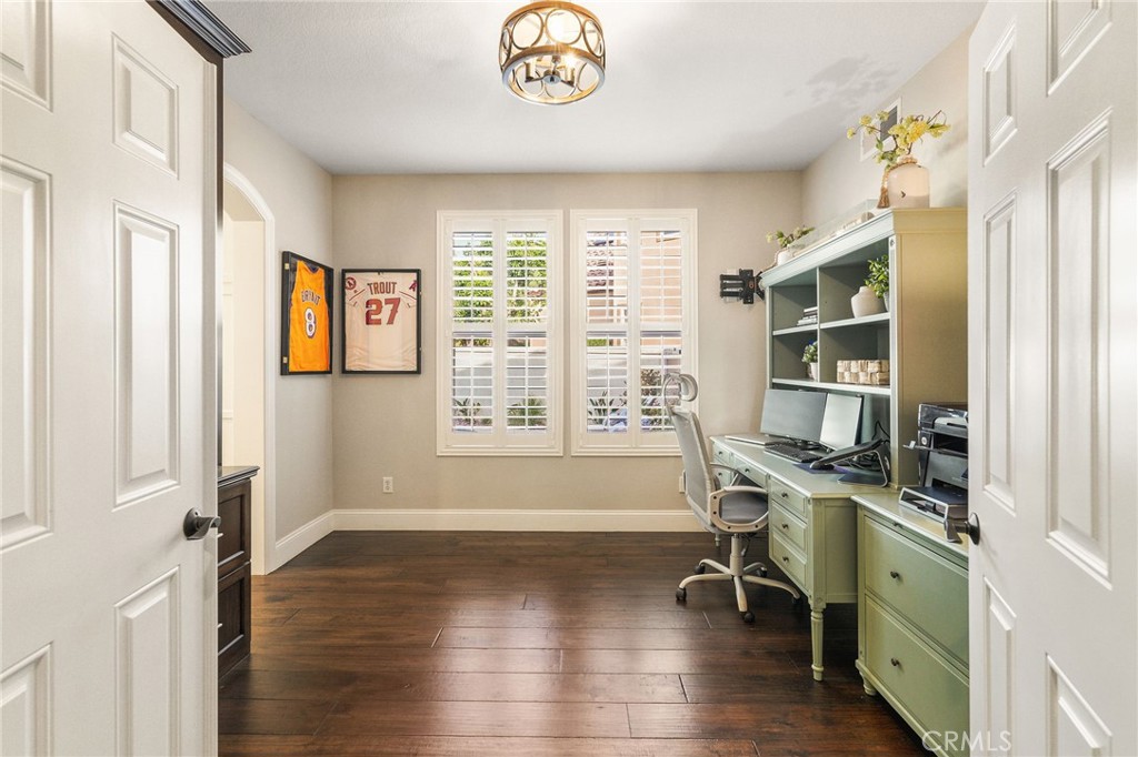 2 Greenspring Property Photo 34