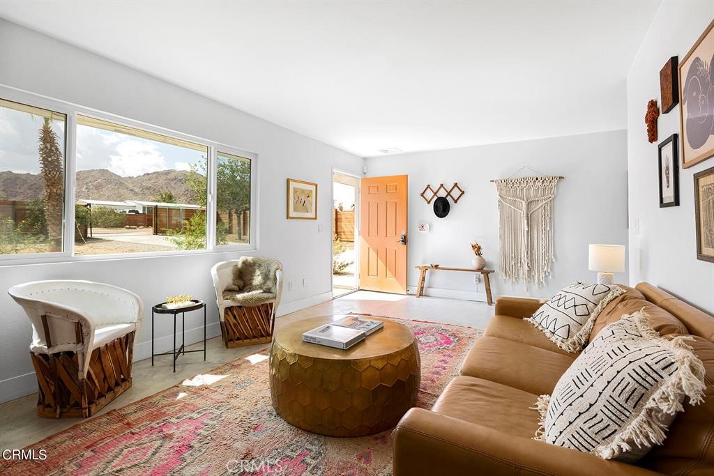 4789 Avenida Del Sol Property Photo