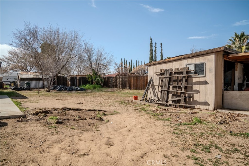 9902 Victor Avenue Property Photo 17