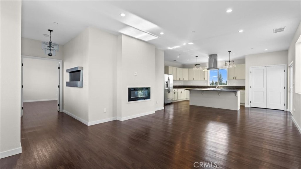 5627 Newland Road Property Photo 8