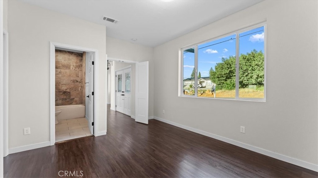 5627 Newland Road Property Photo 25