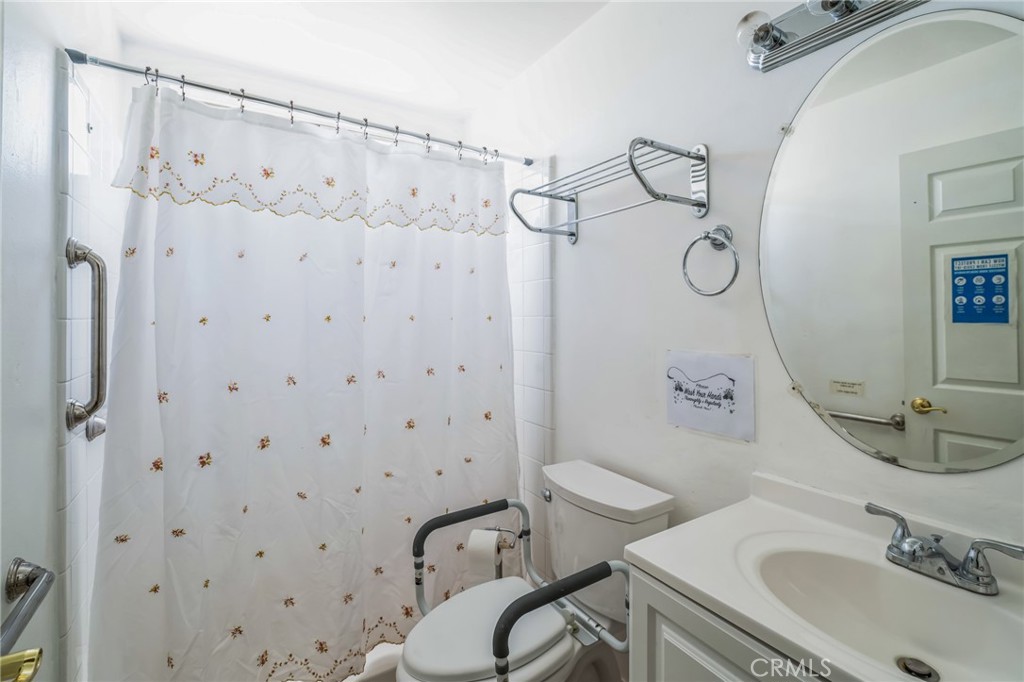 142 W Columbia Road Property Photo 5