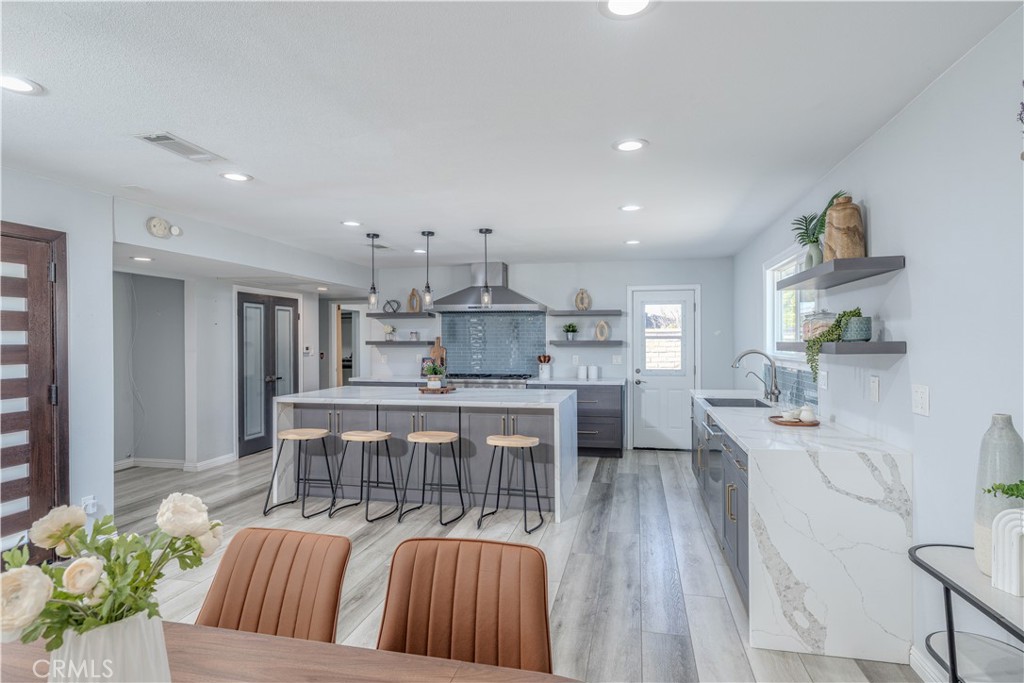 12032 Wallingsford Road Property Photo