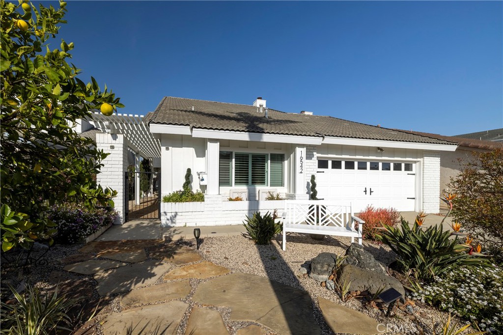 16542 Wanderer Lane Property Photo