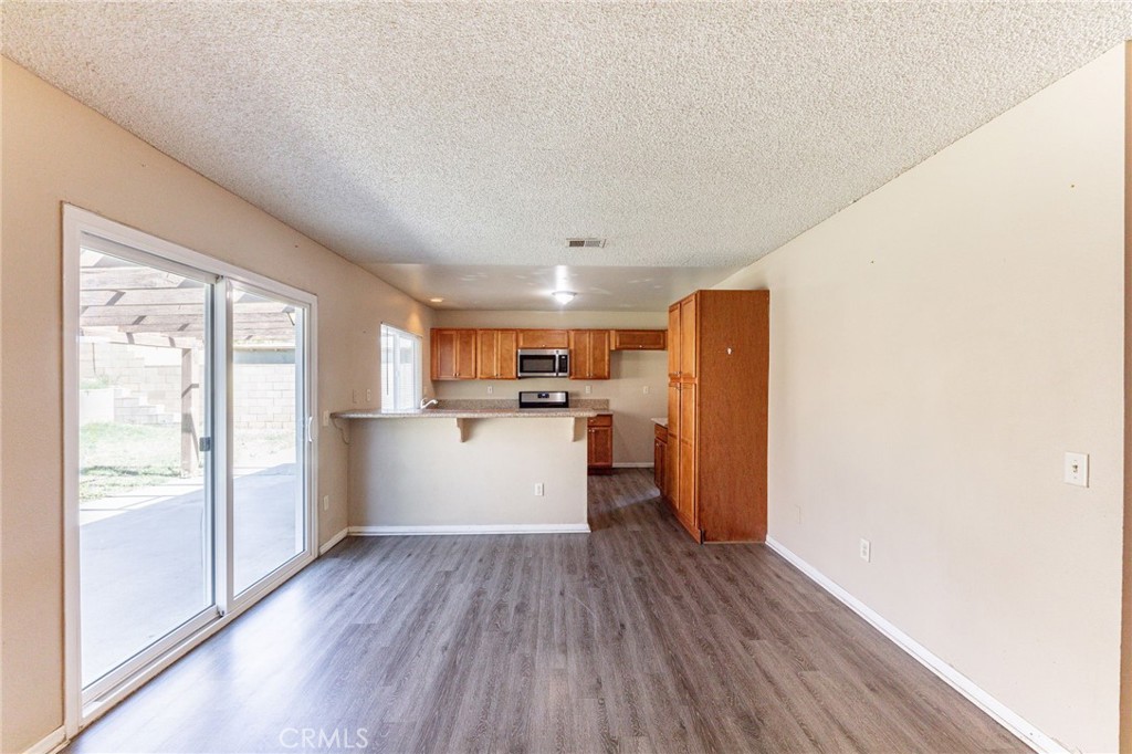 17582 Wabash Avenue Property Photo 13