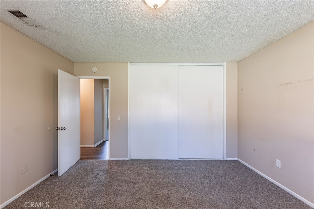 17582 Wabash Avenue Property Photo 19