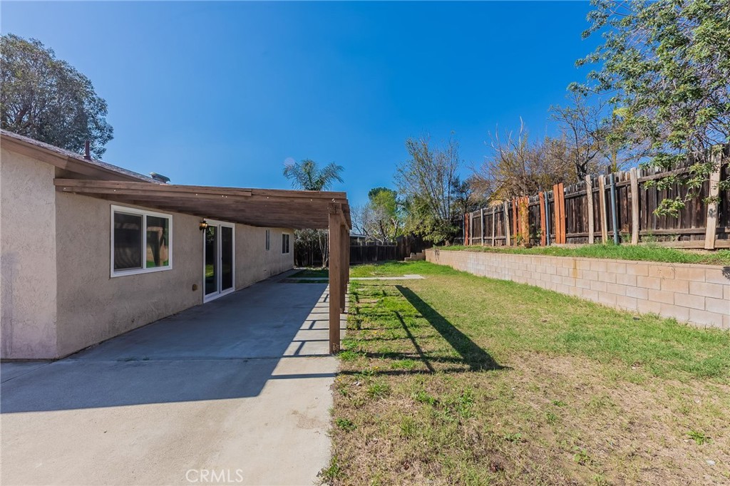 17582 Wabash Avenue Property Photo 23