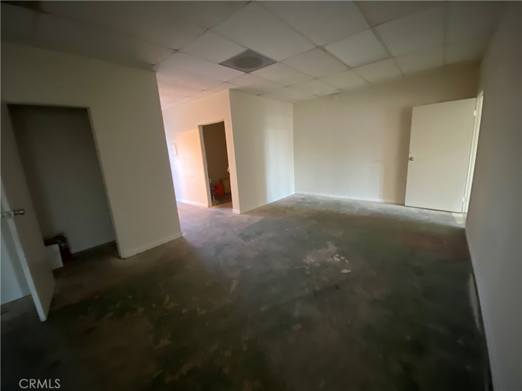 9437 Edinger Property Photo 9