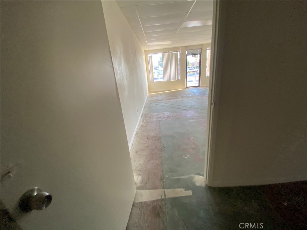 9437 Edinger Property Photo 11