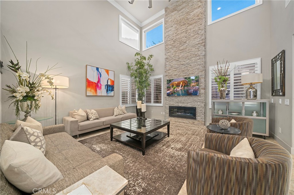 21 Alisal Court Property Photo 12