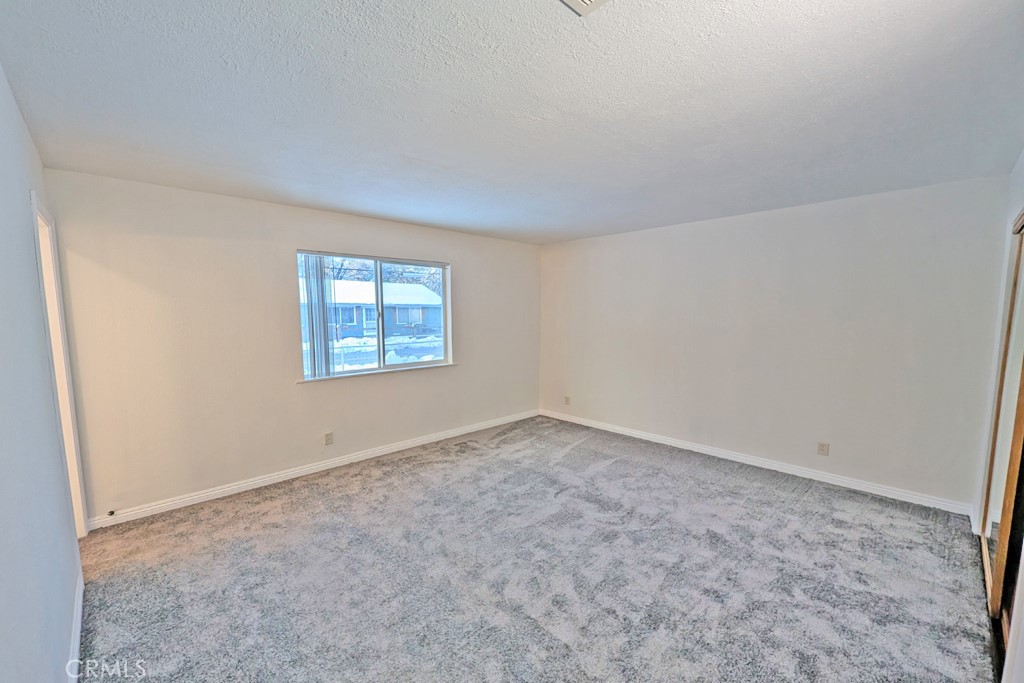 511 Santa Barbara Avenue Property Photo 12