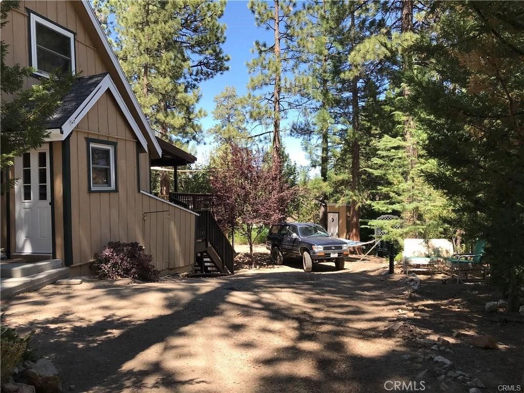 547 Chipmunk Lane Property Photo 4